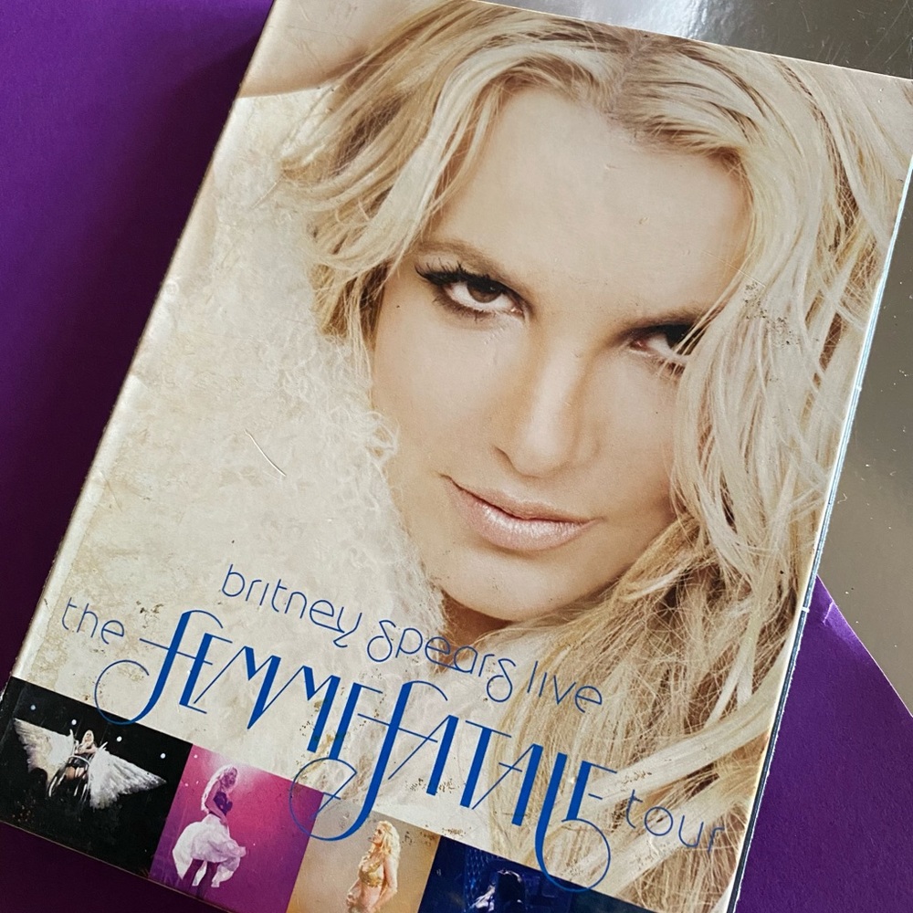 BRITNEY SPEARS LIVE The Femme Fatale Tour set